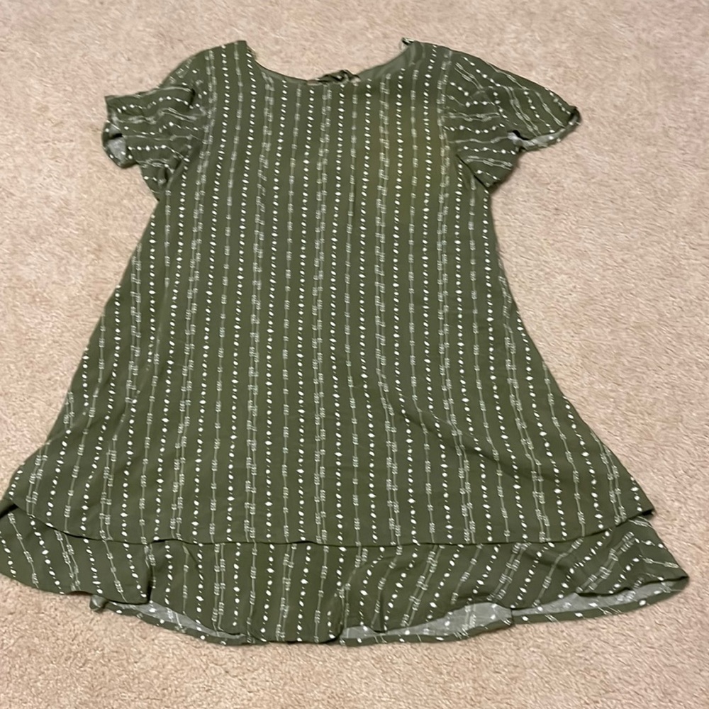 Green dress
